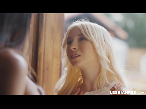 ❤️ Tagann an cailín abhaile cúpla mí ina dhiaidh sin agus itheann sí pussy a leasmham ❤️ Físeán porn ag ga.makesexnotwar.ru ﹏